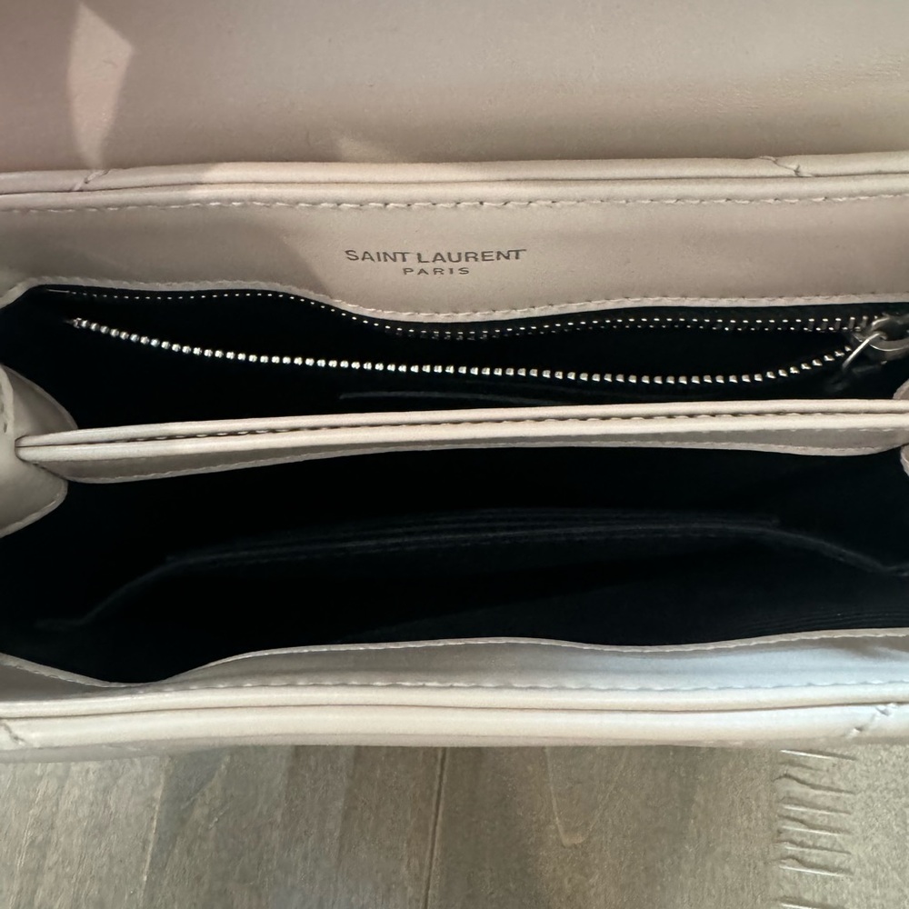 ❣️Authentic Saint Laurent Lulu toy bag with leather shoulder/ crossbody strap - Picture 6 of 13